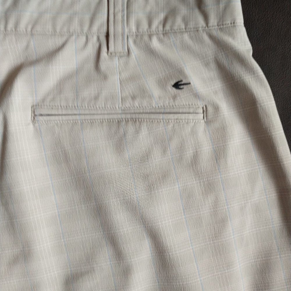 Callaway Performance Golf Shorts - Picture 2 of 4